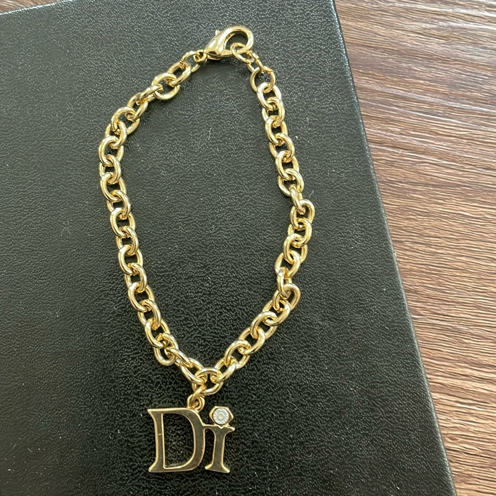 Vintage “ Di” Diamond Internacional Charm Initial Gold Plated Women Bracelet